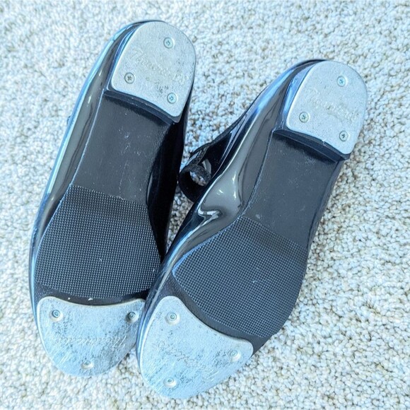 ⭐Black Velcro Tap Shoes Girls 13⭐ - Picture 2 of 5
